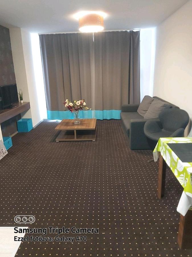 Plage Apartman Hajduszoboszlo Exterior foto